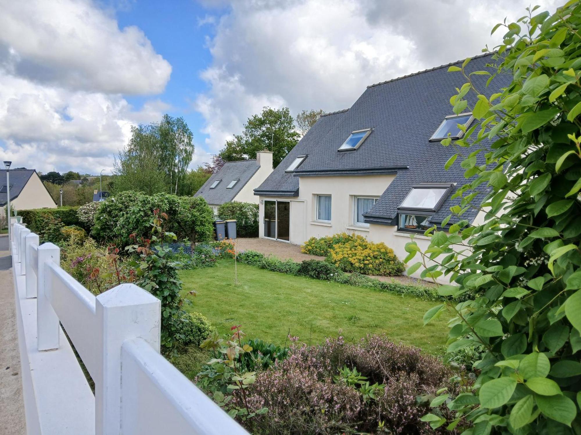 Maison Avec Jardin Clos La Roche Jaudy Eksteriør billede
